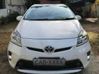 Toyota Prius G Grade 2014