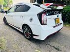 Toyota Prius GS Car for Rent