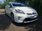 Toyota Prius Hybrid Car For Rent