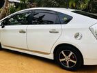Toyota Prius Hybrid Car For Rent