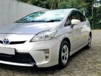 Toyota Prius New Car for Rent