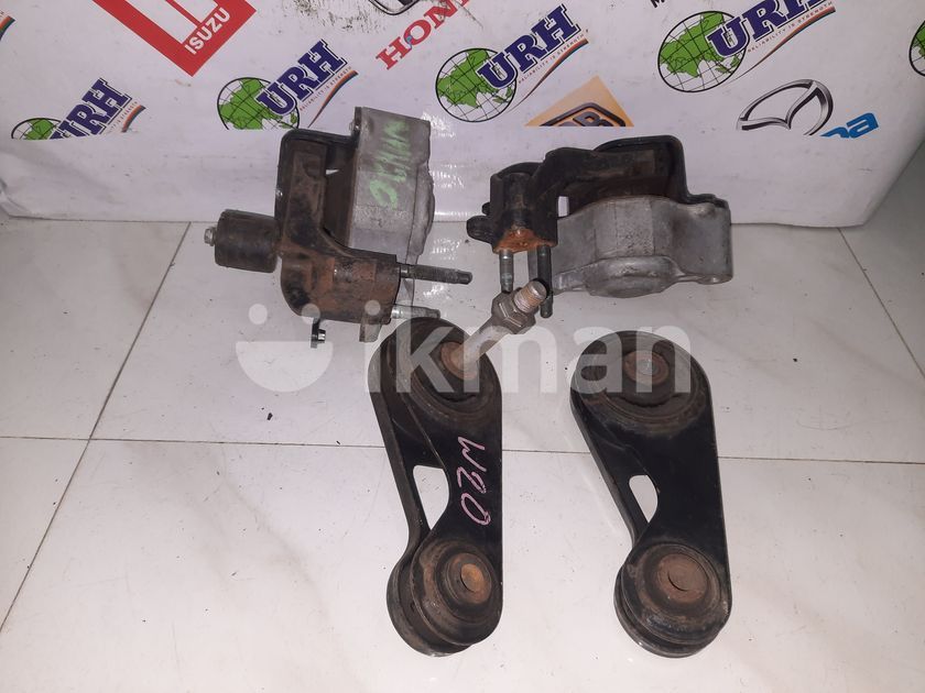 Toyota Prius NHW 20 Mounts for Sale in Kottawa ikman