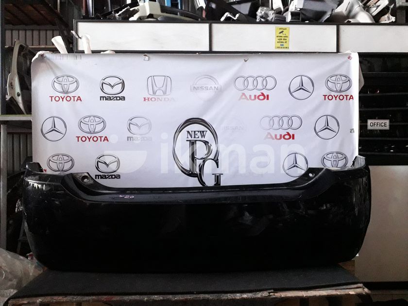 Toyota Prius NHW20 Rear Buffer Panel in Kurunegala City ikman