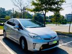 Toyota Prius S 2012