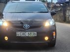 Toyota Prius S 2013