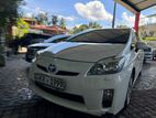 Toyota Prius s grade 2011