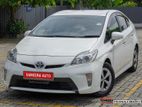 Toyota Prius S GRADE 2013