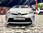 Toyota Prius S GRADE 2013