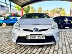 Toyota Prius S GRADE 2013