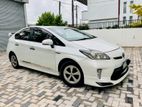 Toyota Prius S Grade 2014