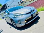 Toyota Prius S L.E.D 2012