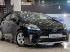 Toyota Prius S LED 2013