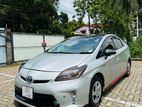 Toyota Prius S Led 2013