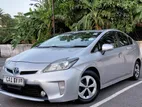 Toyota Prius S LED 2013