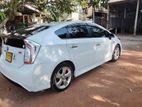 Toyota Prius S LED 2014
