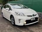 Toyota Prius S LED 2015