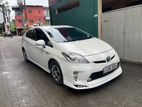 Toyota Prius S LED GRADE CAA NUM 2012