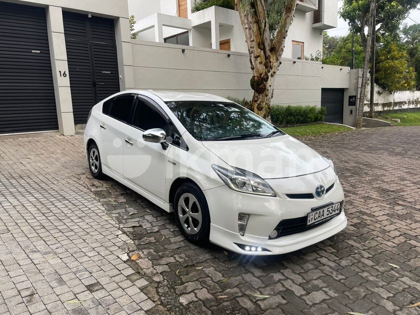 Toyota Prius S Led Trd Bodykit For Sale In Kohuwala Ikman