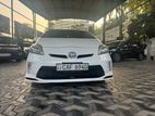 Toyota Prius S LIMITED 2013