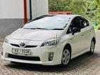 Toyota Prius s-touring 2011