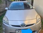 Toyota Prius S Touring 2011