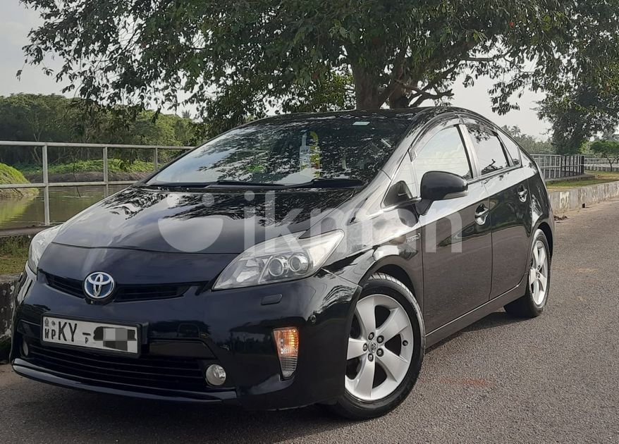 Toyota Prius S Touring For Sale In Piliyandala Ikman