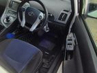 Toyota Prius S Touring 2012