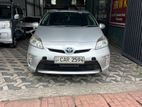 Toyota Prius S Touring 2013