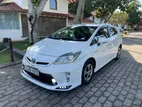 Toyota Prius s touring 2013