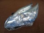 Toyota Prius w 30 head light