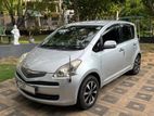 Toyota Ractis 2010