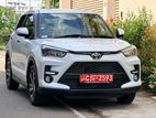 Toyota Raize Z Apple play 1000cc 2025