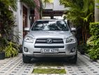 Toyota RAV4 Embassy 2015