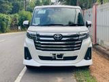 Toyota Roomy Custom 2025