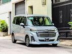 Toyota Roomy Custom G 2023