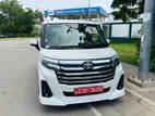 Toyota Roomy Custom G 2023