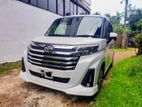 Toyota Roomy Custom G 2024