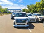 Toyota Roomy Custom G 2024