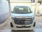 Toyota Roomy Custom G 2025