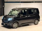 Toyota Roomy Custom G 2025