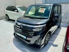 Toyota Roomy Custom G 4WAY B/New 2026