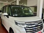 Toyota Roomy Custom G Black Top 2025