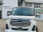 Toyota Roomy Custom G Dual Tone 2023