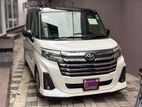 Toyota Roomy Custom G Navi 2024