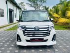 Toyota Roomy Custom G-T Comfort 2025