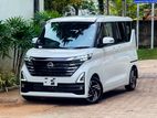 Toyota Roomy Custom G turbo 2025