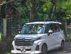 Toyota Roomy Custom GT 2023