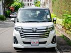 Toyota Roomy Custom GT 2025