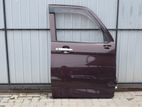 Toyota Roomy / Tank Door