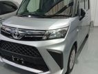 Toyota Roomy x 2023